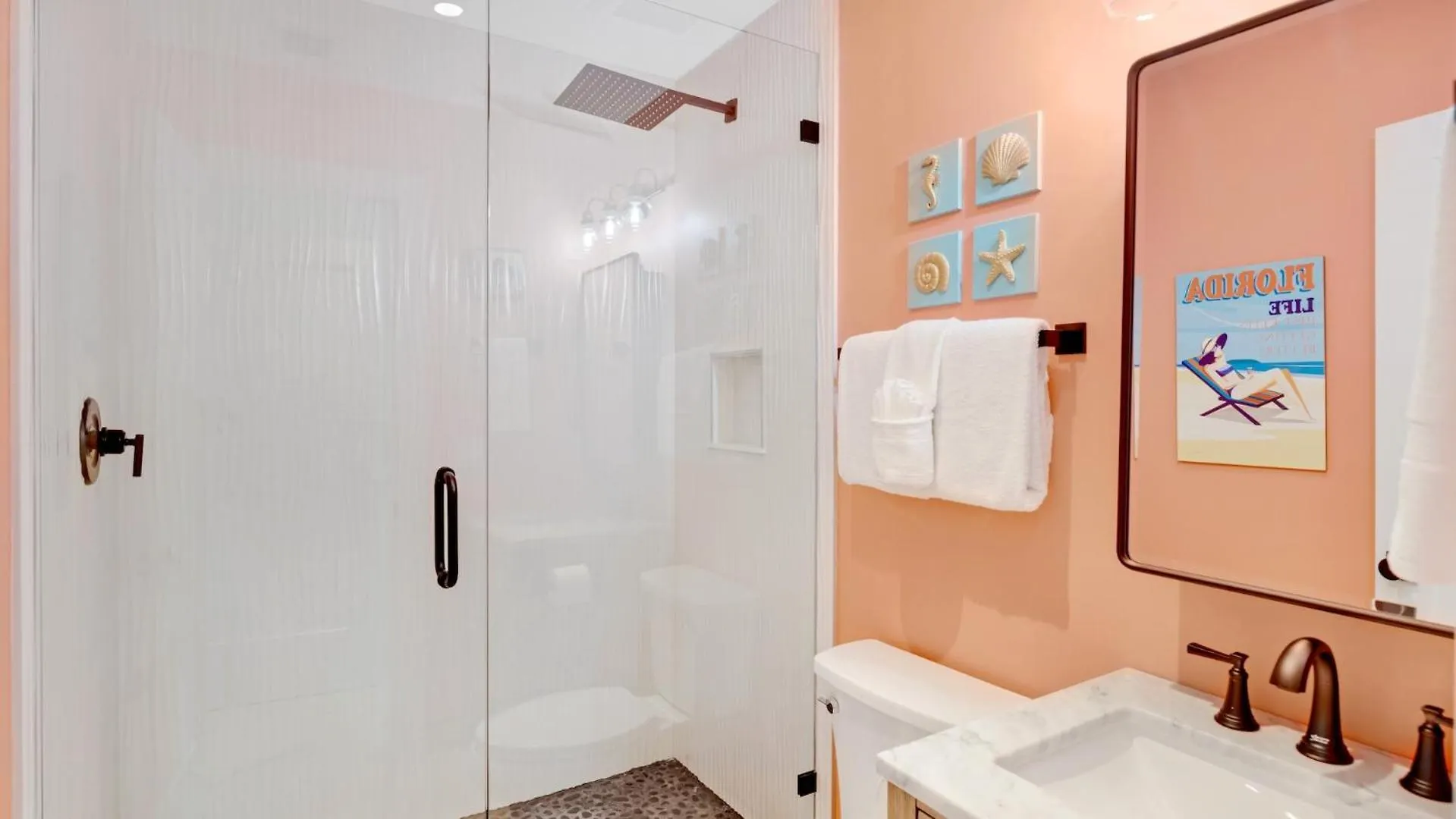 Holiday home The Duke And The Duchess By Last Key Realty Key West