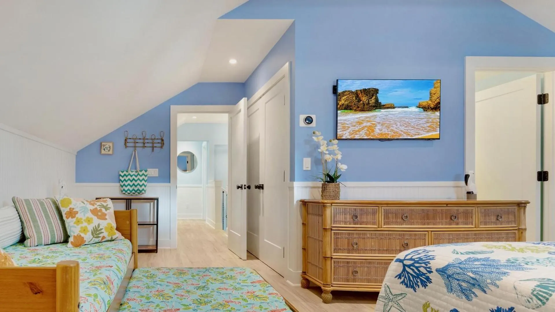 The Duke And The Duchess By Last Key Realty Key West 0*,